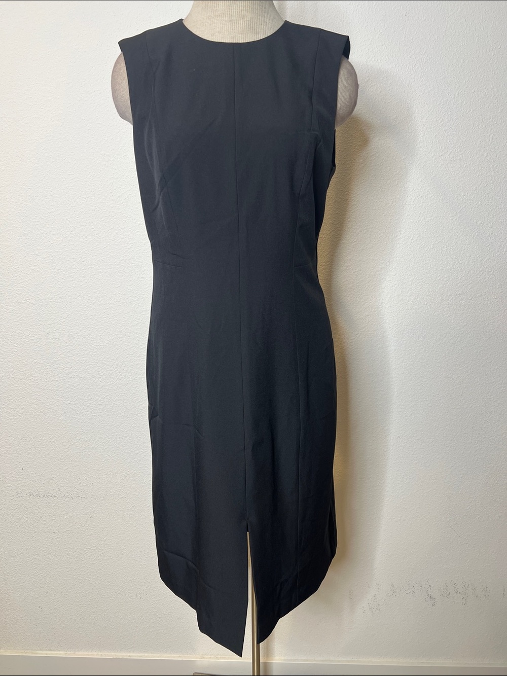 Banana Republic Classic Black Sheath Dress - Sleek Sleeveless Cocktail Dress